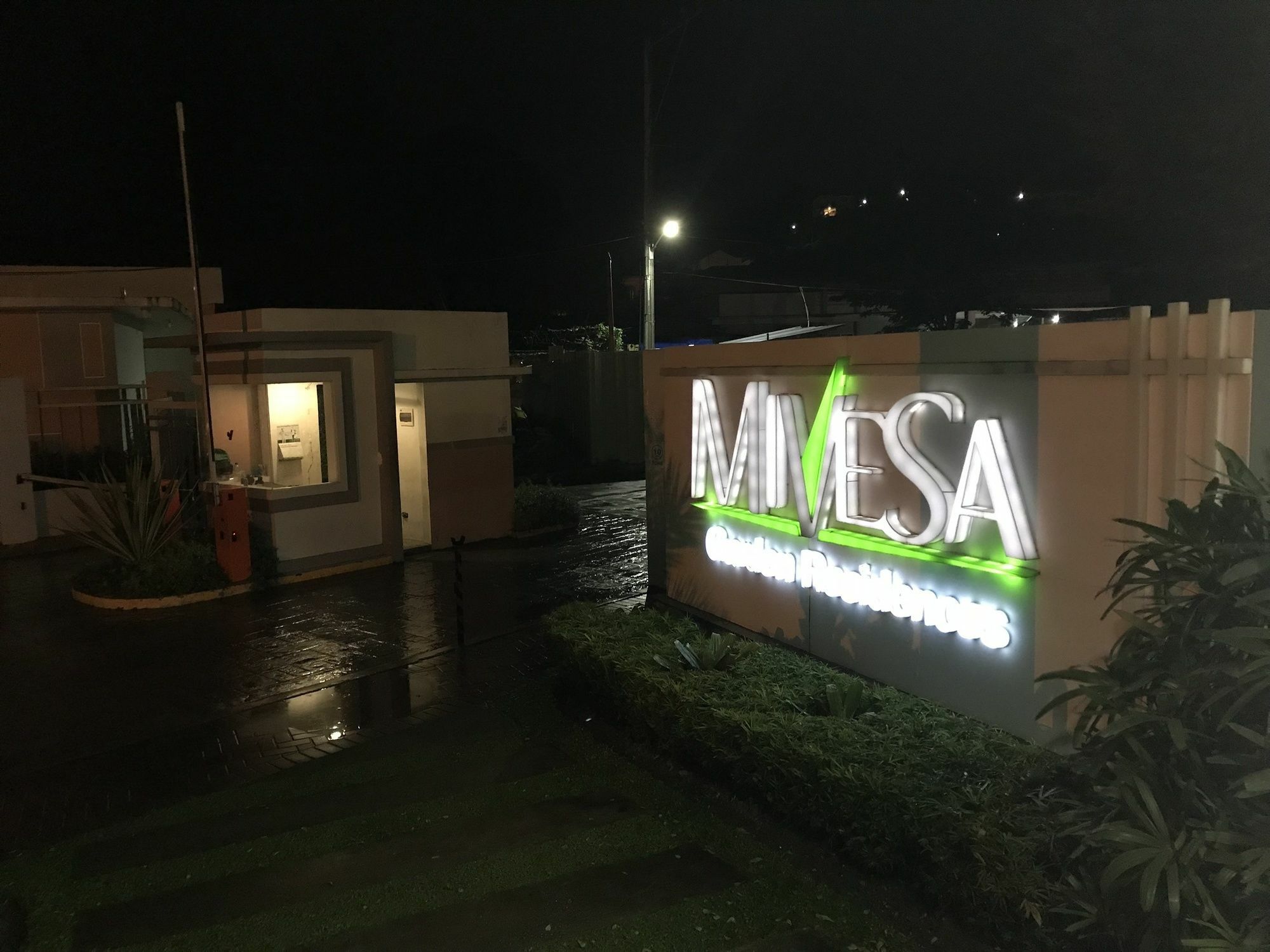 Mivesa Garden Residences By Cec Cebu Εξωτερικό φωτογραφία